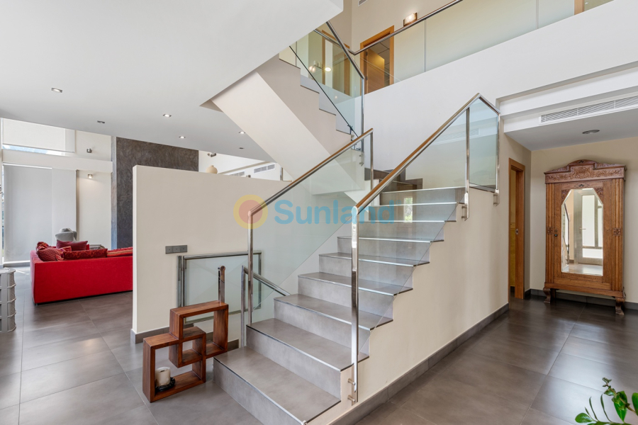 Resale - Villa - Elche/Elx