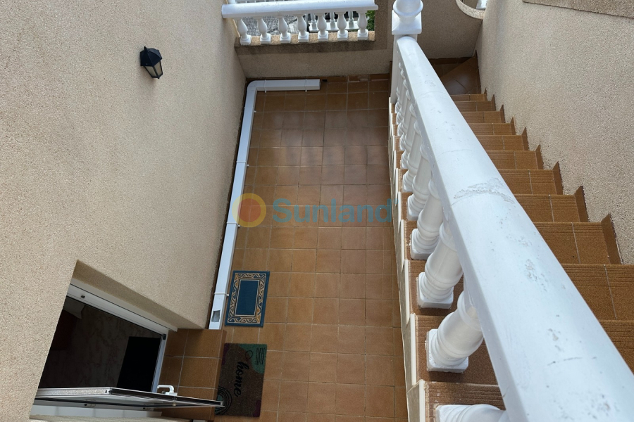 Resale - Villa - Orihuela Costa - Villamartin
