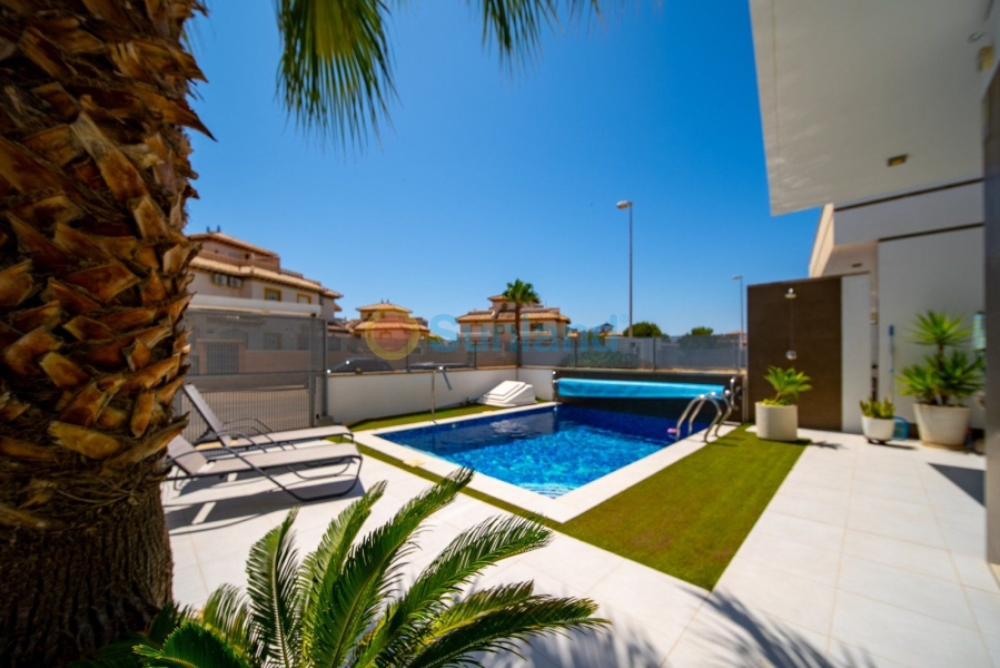 Resale - Villa - Orihuela Costa - Lomas De Cabo Roig
