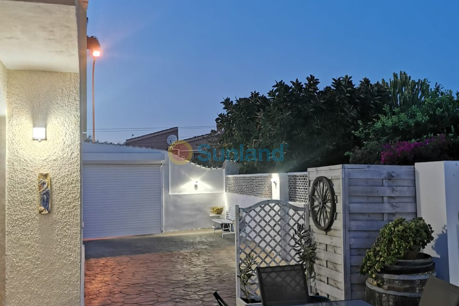 Segunda mano - Detached Villa - Ciudad Quesada - Central Quesada