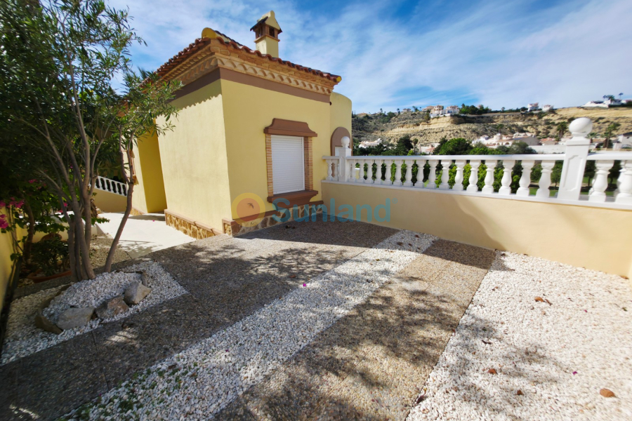 Вторичка - Bилла - Ciudad Quesada