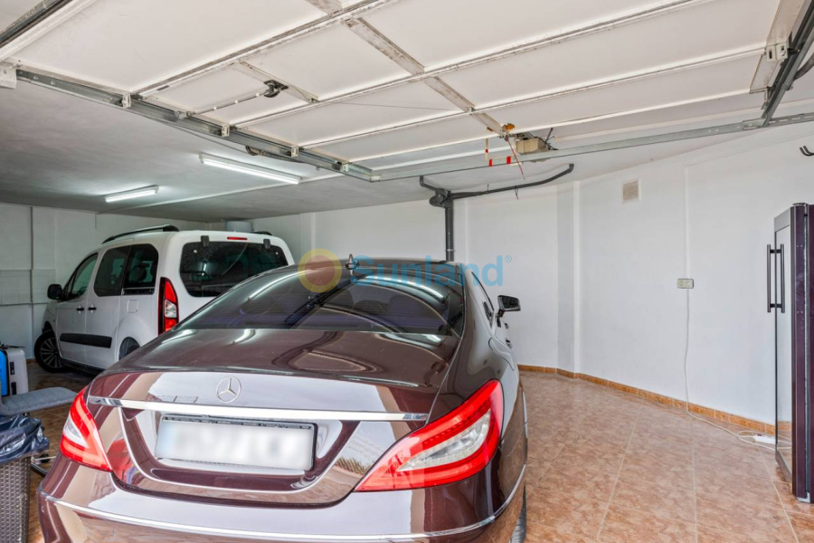 Brukte eiendommer - Villa - Algorfa - Castillo de montemar