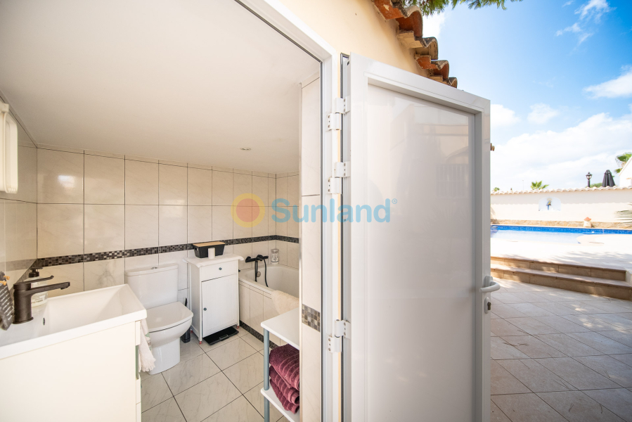 Verkauf - Haus - Orihuela Costa - La Florida