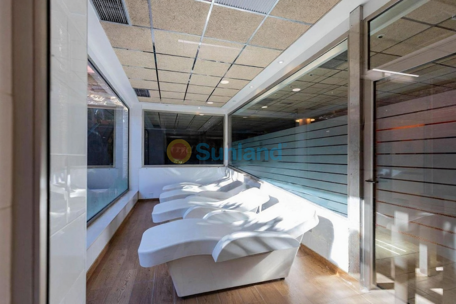 Resale - Apartment - Cabo Roig