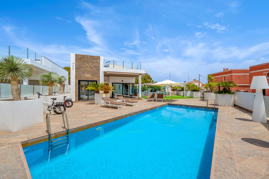 Brukte eiendommer - Villa - Orihuela Costa - Villamartin