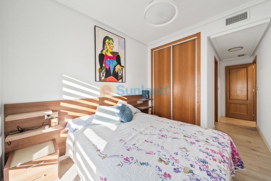 Resale - Ático - Torrevieja - La Mata