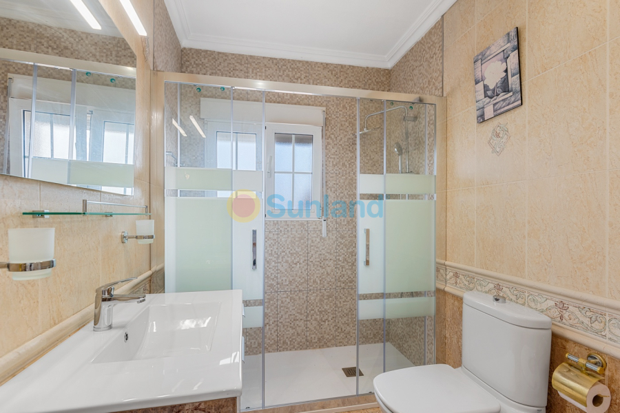 Brukte eiendommer - Villa - Torrevieja