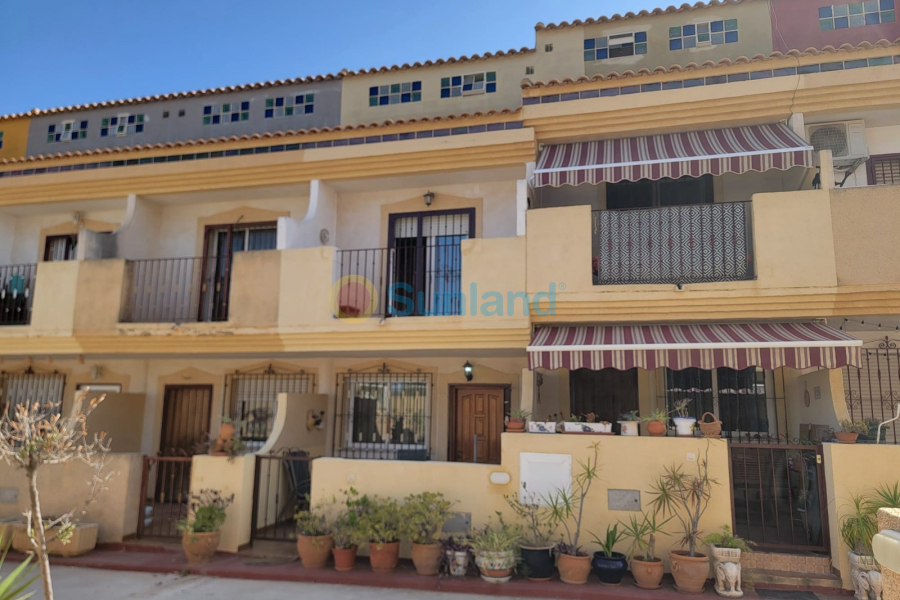 Resale - Townhouse - Orihuela Costa - 