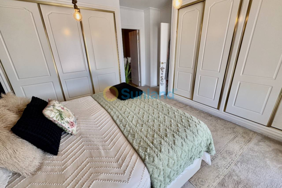 Använda fastigheter - Villa - Rojales