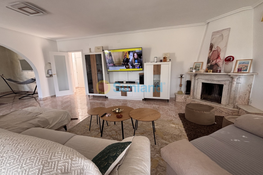 Brukte eiendommer - V - Benijofar