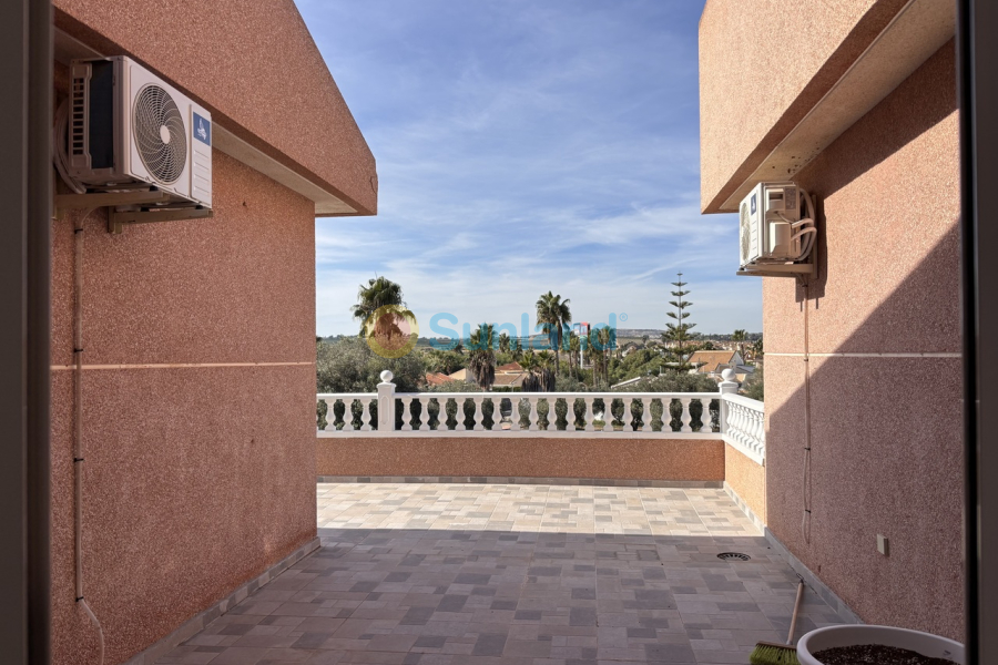 Brukte eiendommer - V - Benijofar