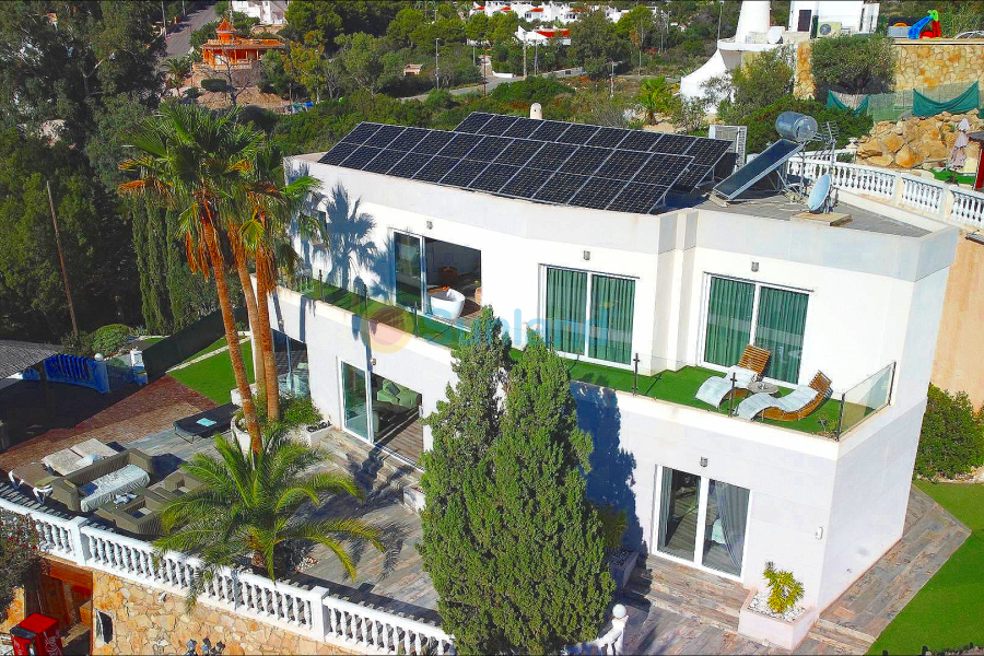 Resale - Villa - El Campello - 