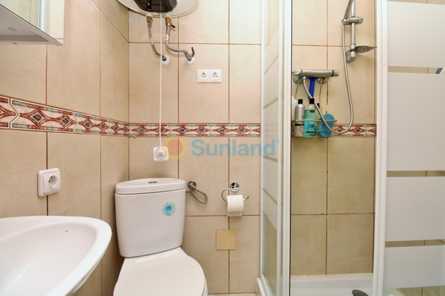 Resale - Apartment - Villamartin - PAU 8