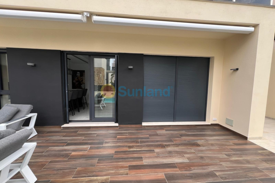 Brukte eiendommer - Villa - Orihuela Costa - Lomas De Cabo Roig