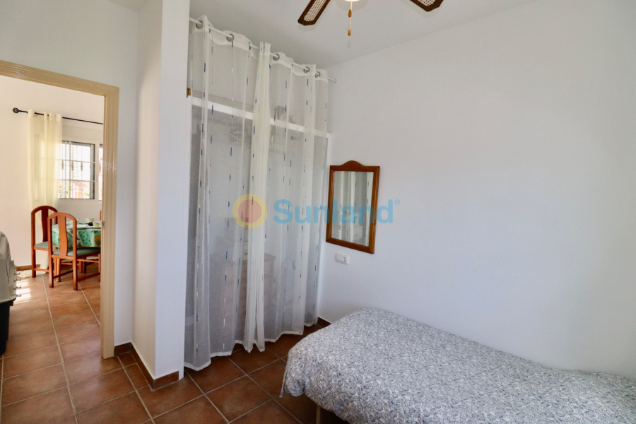 Resale - Country house - Catral