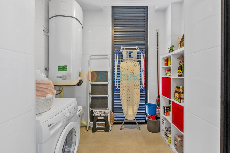 Resale - Apartment - Orihuela Costa - 