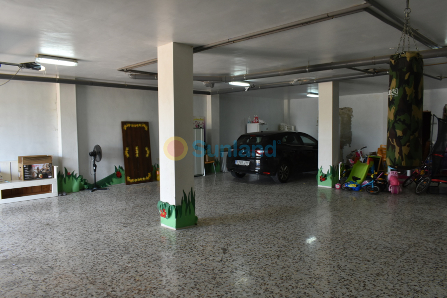 Вторичка - h - Algorfa