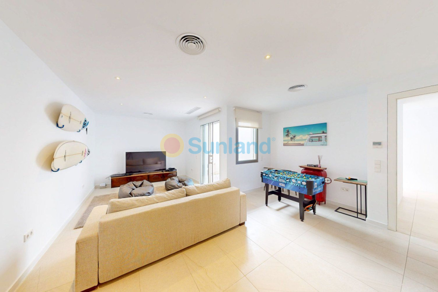 Вторичка - Bилла - Orihuela Costa - Las colinas golf