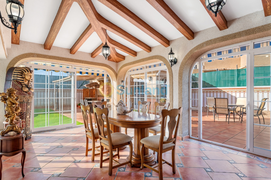 Brukte eiendommer - Villa - Torrevieja