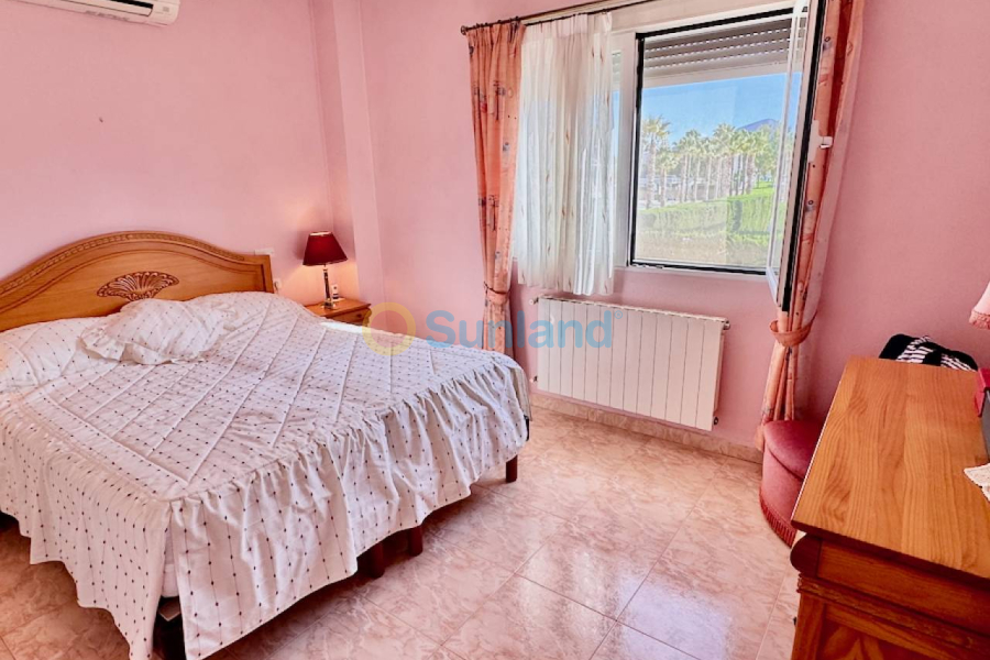 Använda fastigheter - Villa - Benferri