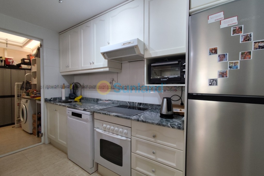 Resale - Apartment - Orihuela Costa