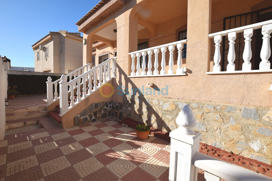 Segunda mano - Detached Villa - Ciudad Quesada - Upper Golf