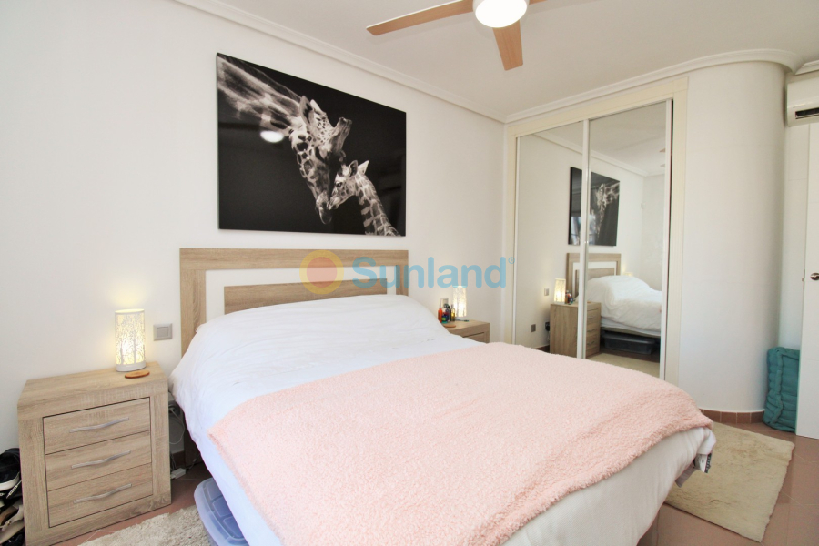 Resale - Villa - Villamartin - Los Dolses