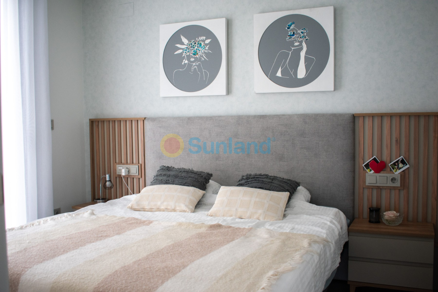 Segunda mano - Chalet - Torrevieja - Los Altos