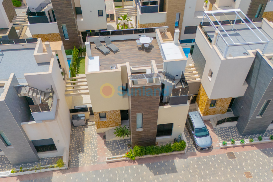 Använda fastigheter - Villa - Orihuela Costa - Lomas De Cabo Roig