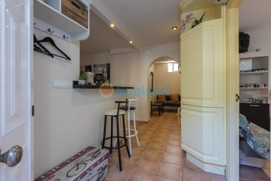 Вторичка - Bилла - Benijofar