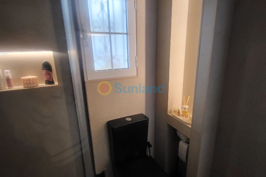 Använda fastigheter - Villa - Orihuela Costa - Villamartin