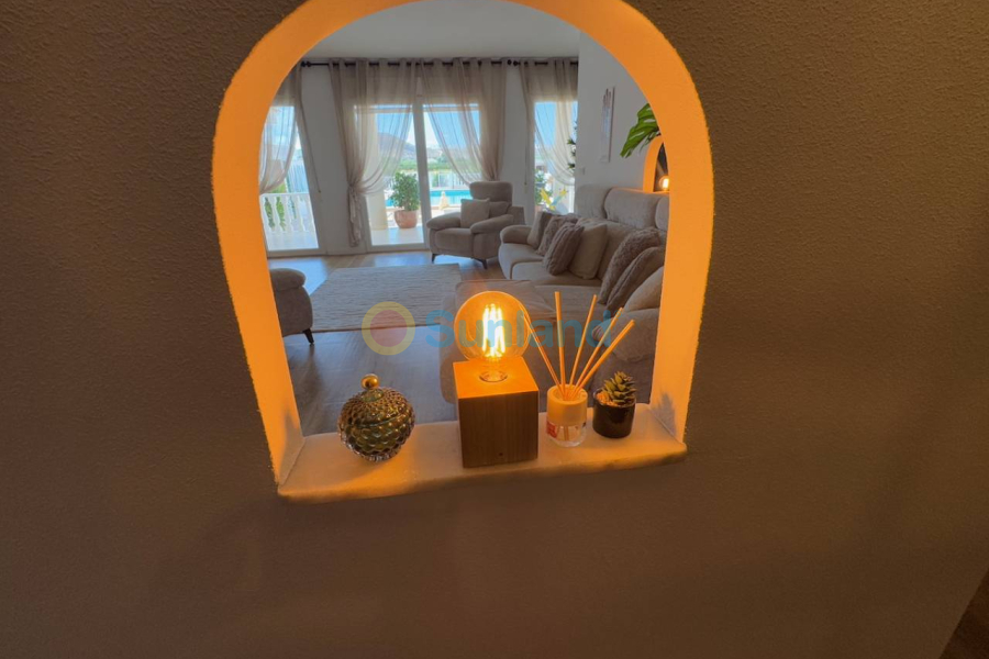 Använda fastigheter - Villa - Rojales