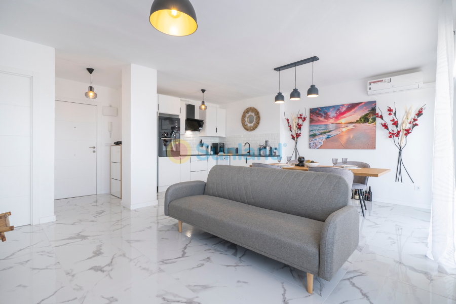 Resale - Flat - Orihuela Costa - Punta Prima