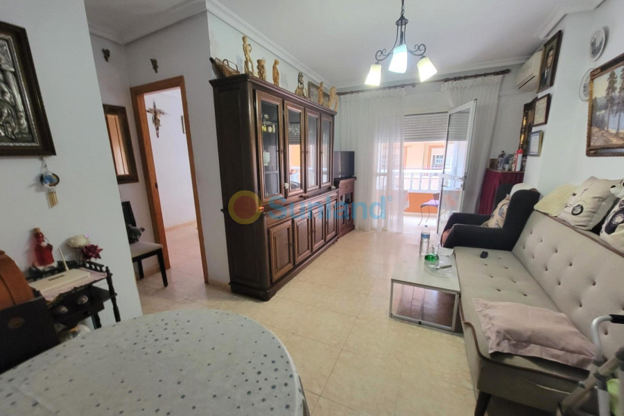 Resale - Apartment - Torrevieja - 