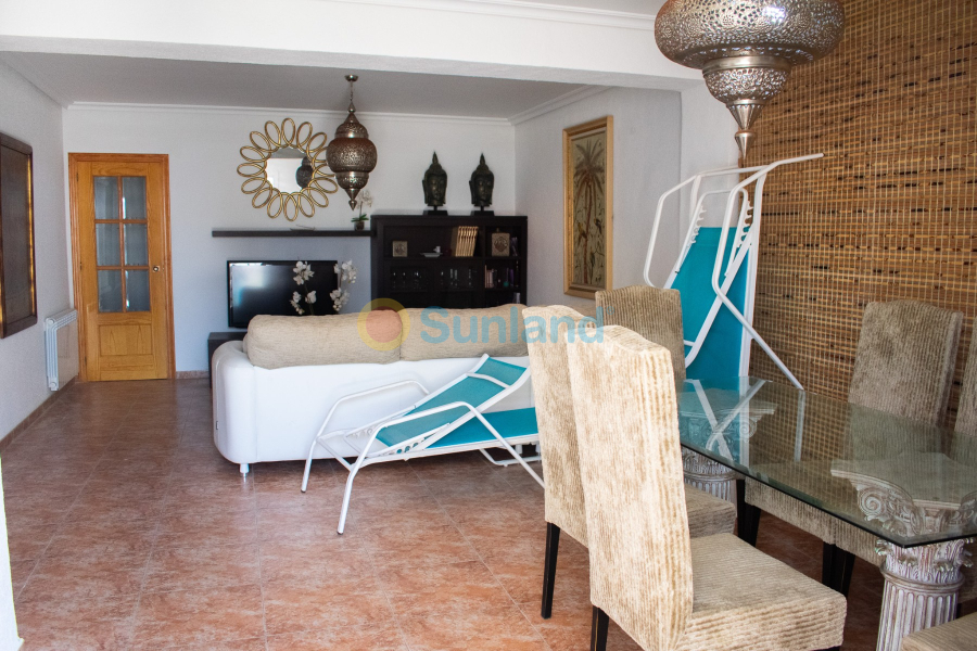 Resale - Villa - La Manga del Mar Menor - 