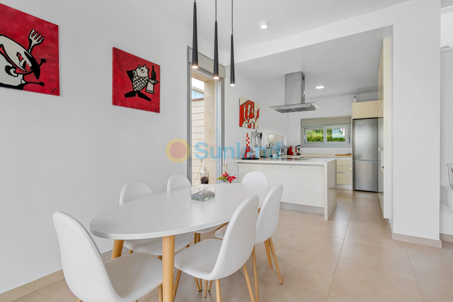 Brukte eiendommer - Villa - Orihuela Costa - Vistabella