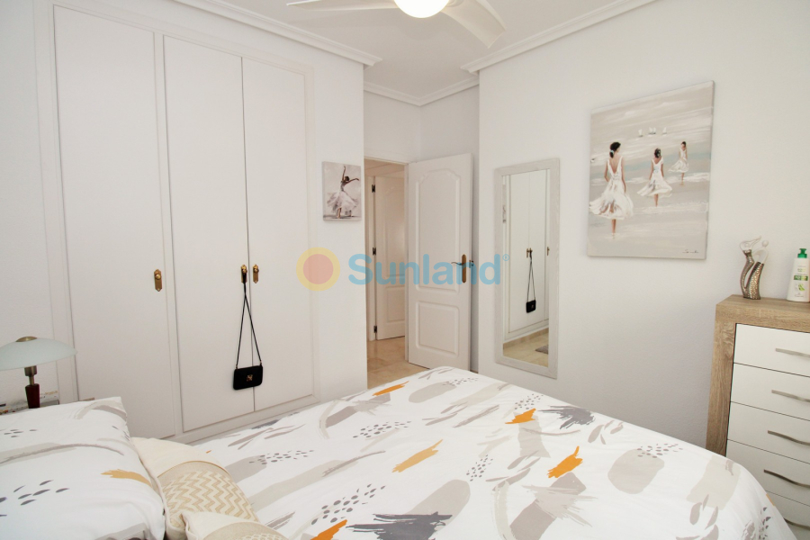 Använda fastigheter - Villa - Villamartin - Los Dolses