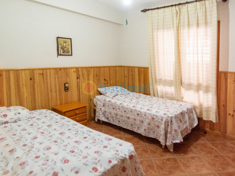 Använda fastigheter - Villa - Guardamar del Segura