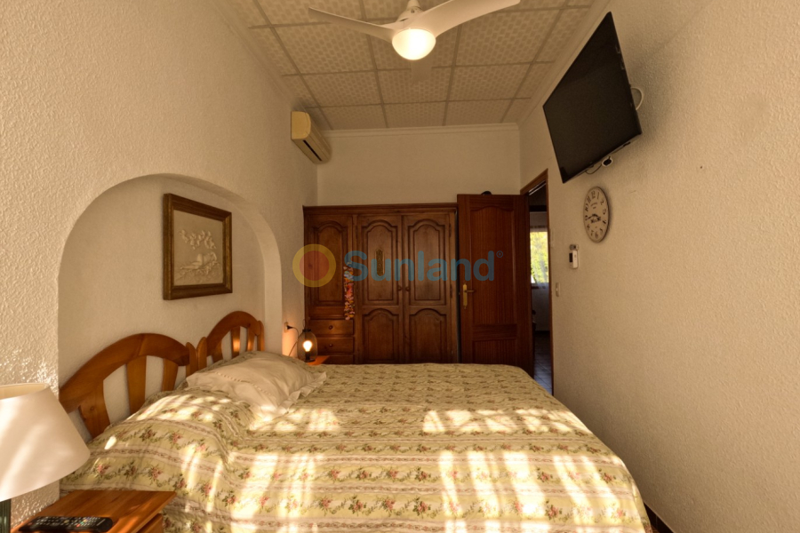 Resale - Townhouse - Torrevieja - El Acequión - Los Náufragos