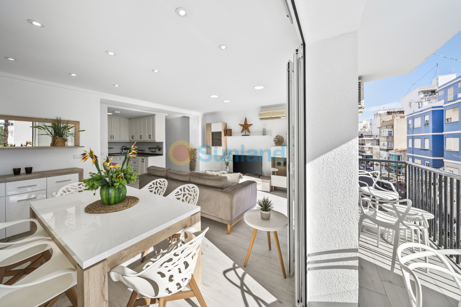 Segunda mano - Apartamento - Torrevieja - Puerto