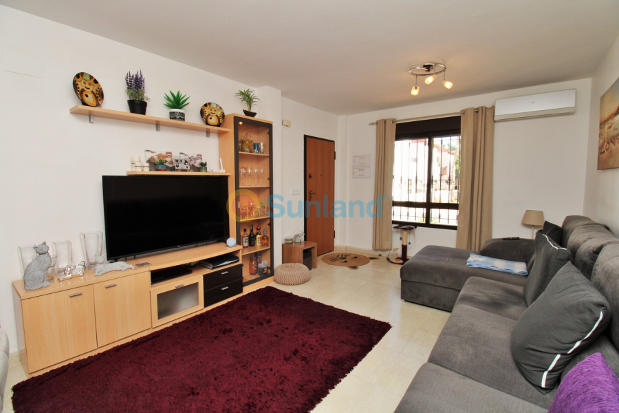 Använda fastigheter - Villa - Villamartin - PAU 8