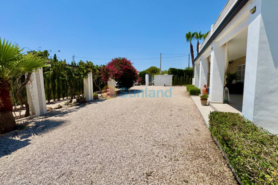 Resale - Country house - Torrellano