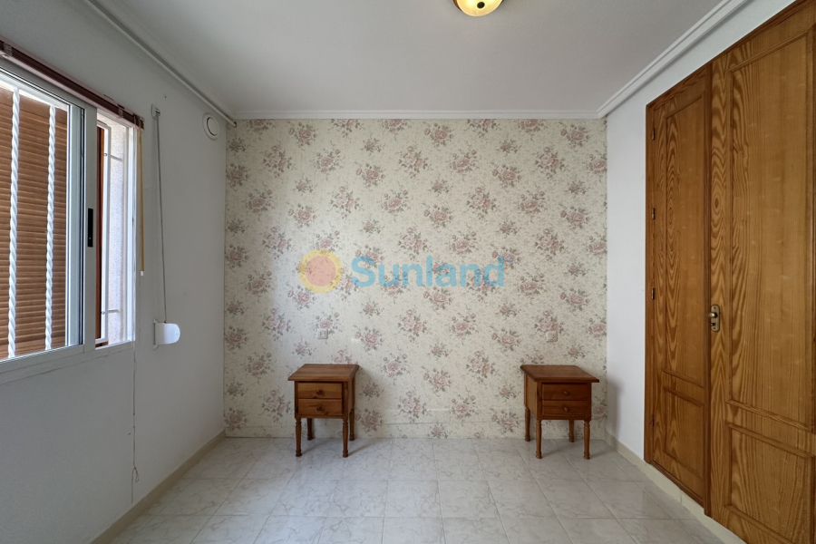 Resale - D - La Mata