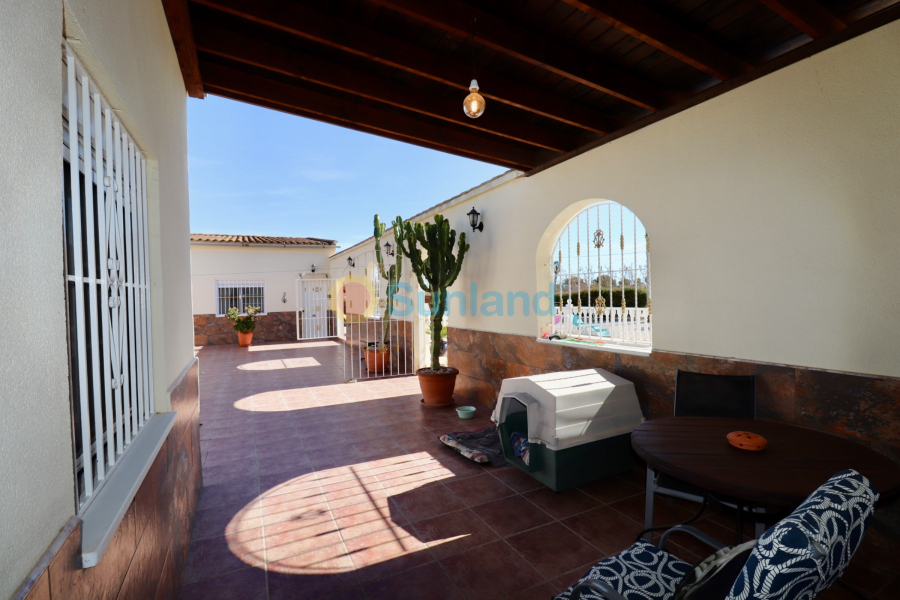 Resale - Country house - Catral