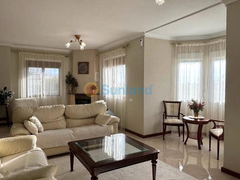 Segunda mano - Chalet - Ciudad Quesada