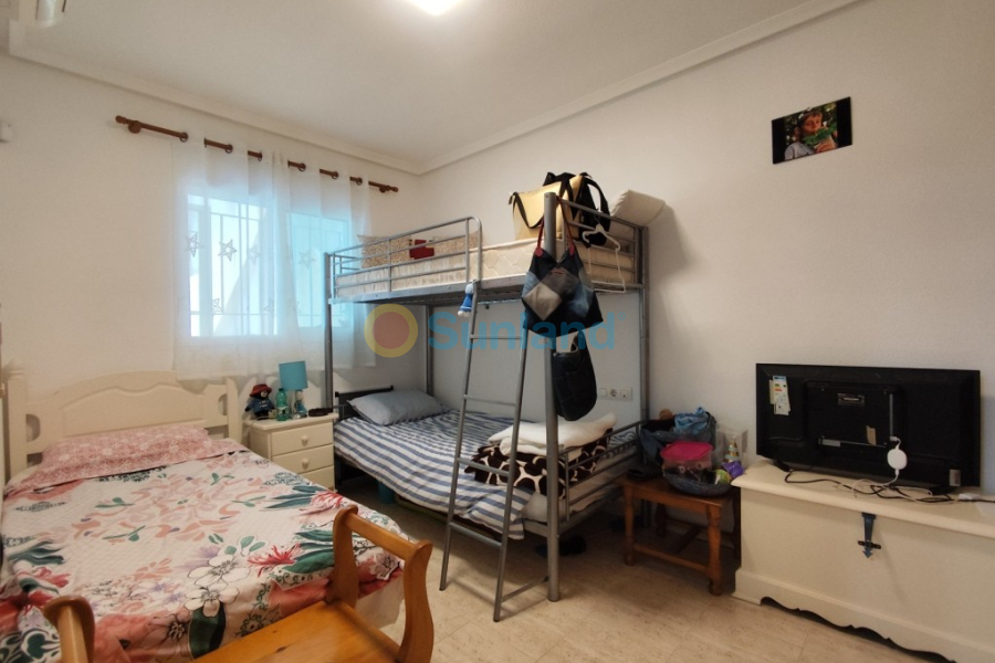 Resale - Apartment - Orihuela Costa