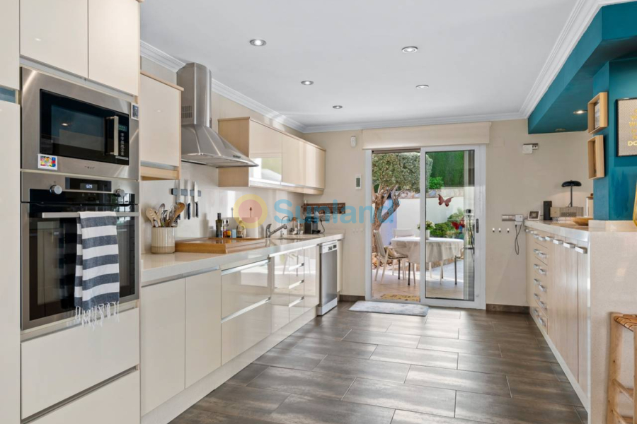 Brukte eiendommer - Villa - Algorfa - Castillo de montemar