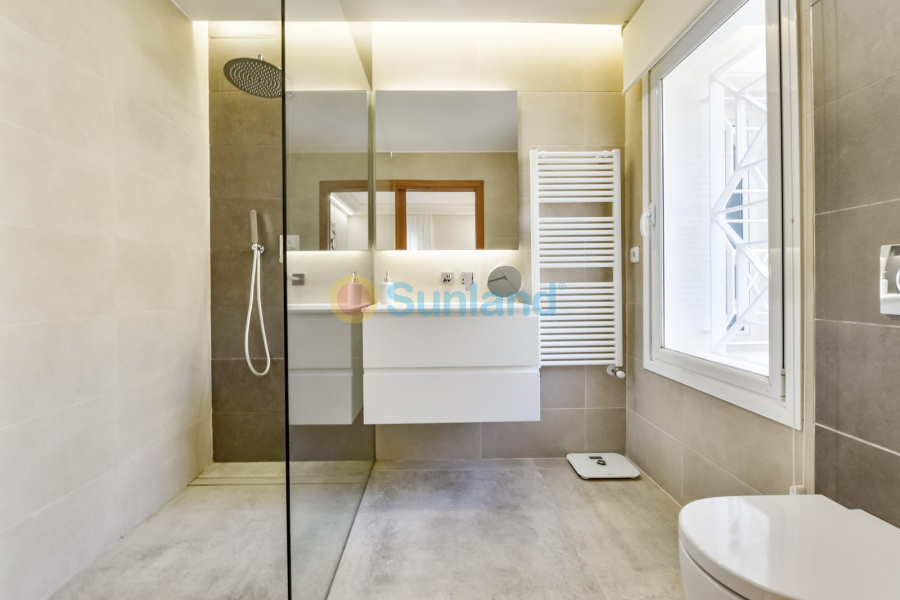 Resale - Villa - Altea - Sierra de Altea