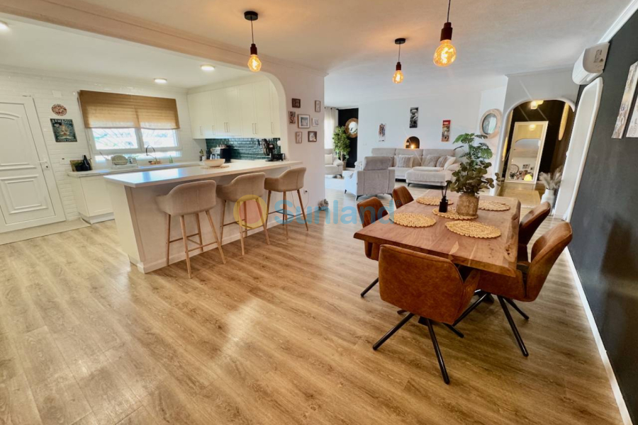 Använda fastigheter - Villa - Rojales