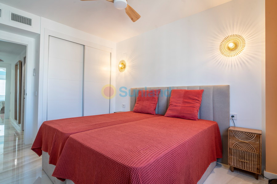 Resale - Apartment - Torrevieja - Punta Prima